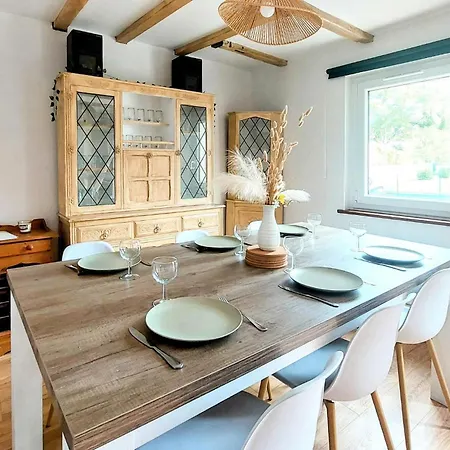 3 Bedroom Awesome In *