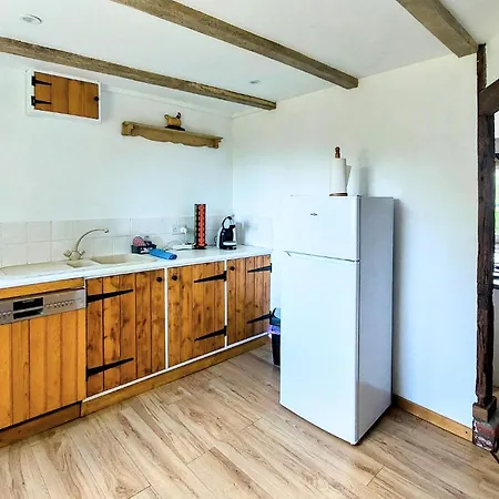 Сasa de vacaciones 3 Bedroom Awesome In