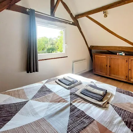 3 Bedroom Awesome In * Zutkerque