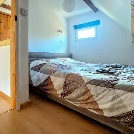 3 Bedroom Awesome In Сasa de vacaciones Zutkerque