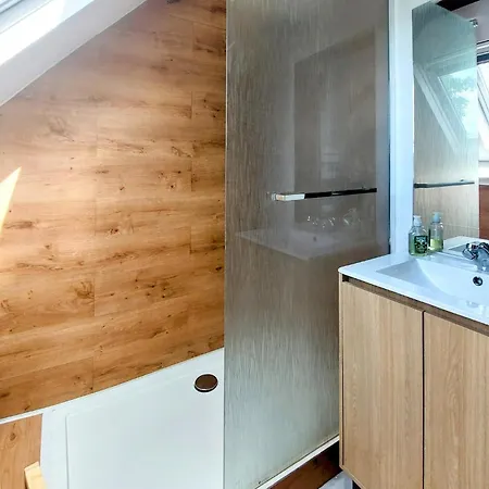 3 Bedroom Awesome In Сasa de vacaciones Zutkerque